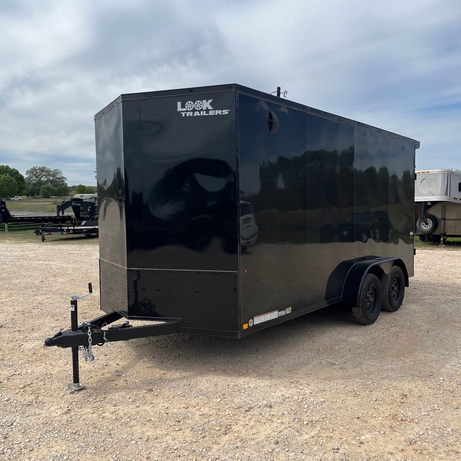 2027 Look EN07-16RD Enclosed Trailer